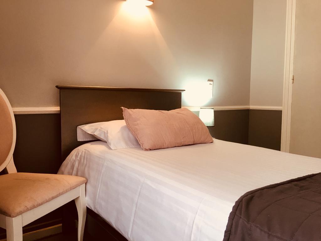 Hotel Moderne Tours Exteriör bild